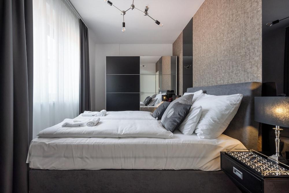 The Rose Garden Apartments