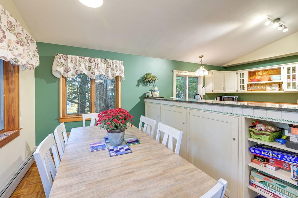 1 Mi to Acadia: Home Near Downtown Bar Harbor!