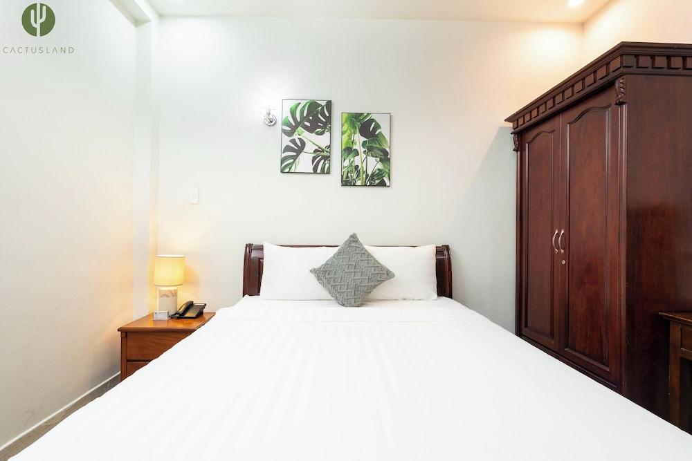 Cactusland Hotel Tan Binh