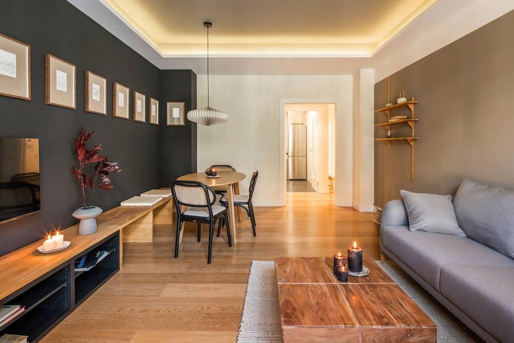 Tate - 3 Bedrooms in Salamanca