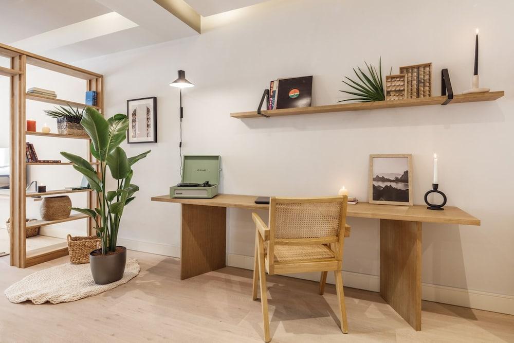 Sire - 2 Bedrooms in Almagro