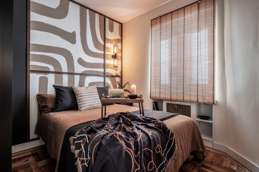 Logo - 2 Bedrooms in Salamanca