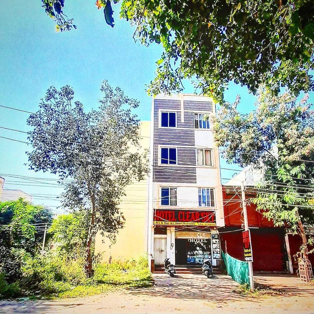 Hotel Clear Sky Udaipur