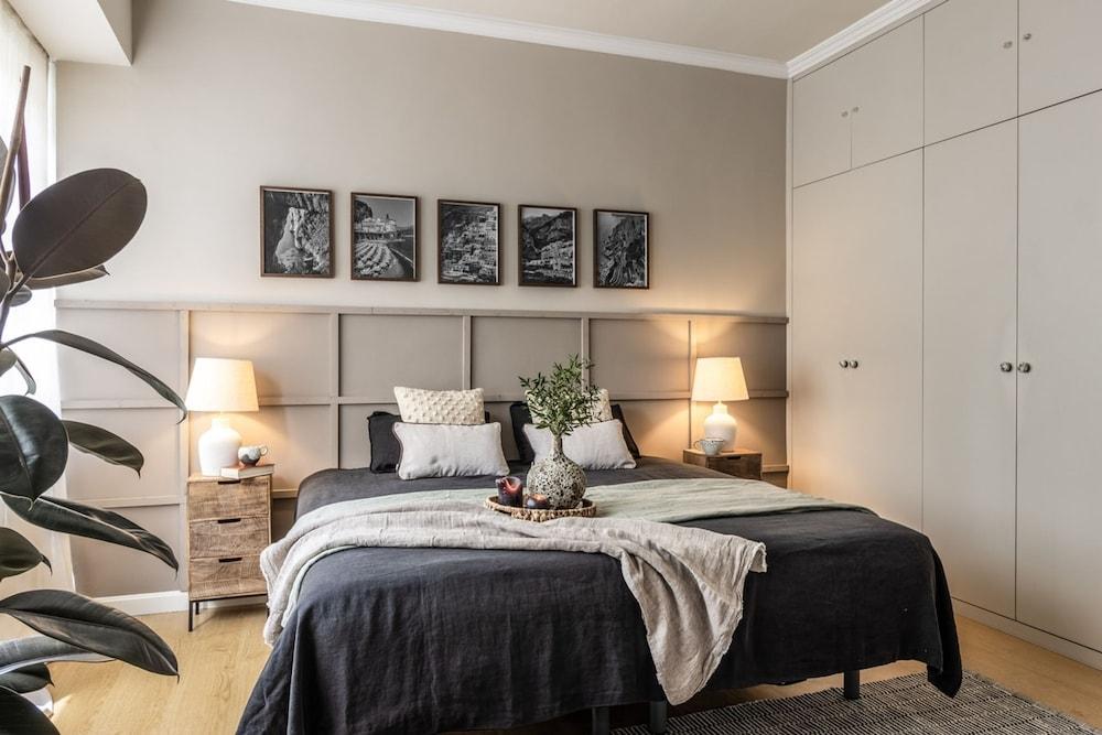 Aversa - 2 Bedrooms in Azca