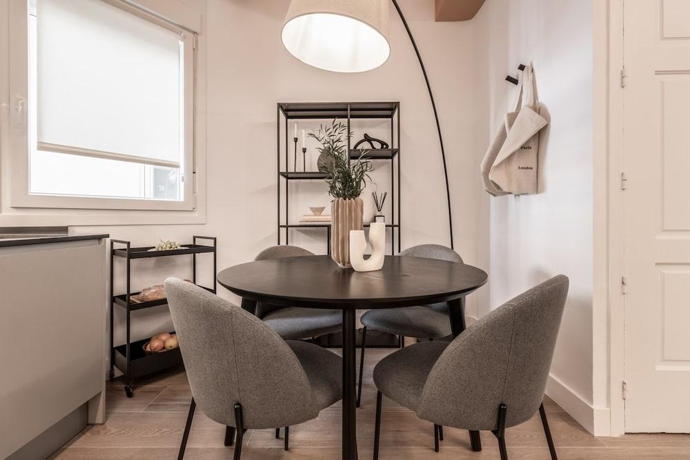 Orusco - 2 Bedrooms in Chamber