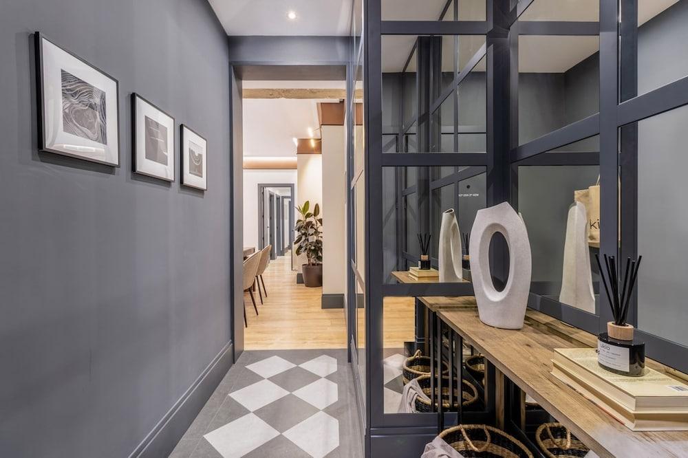 Coquesa - 2 Bedrooms and Terrace in Lista