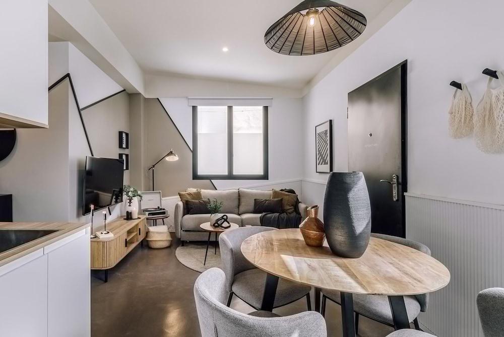 Kuch - 1 Bedroom in Chamber