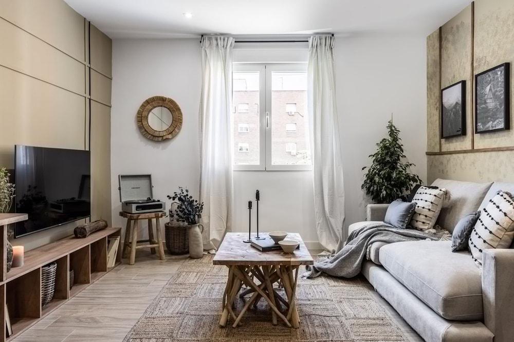 Esterre - 3 Bedrooms in Lista