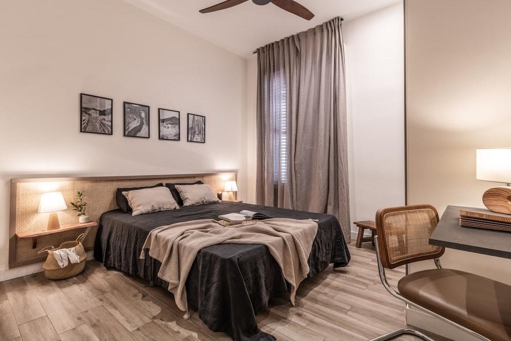 Arashi - 4 Bedrooms in Chueca