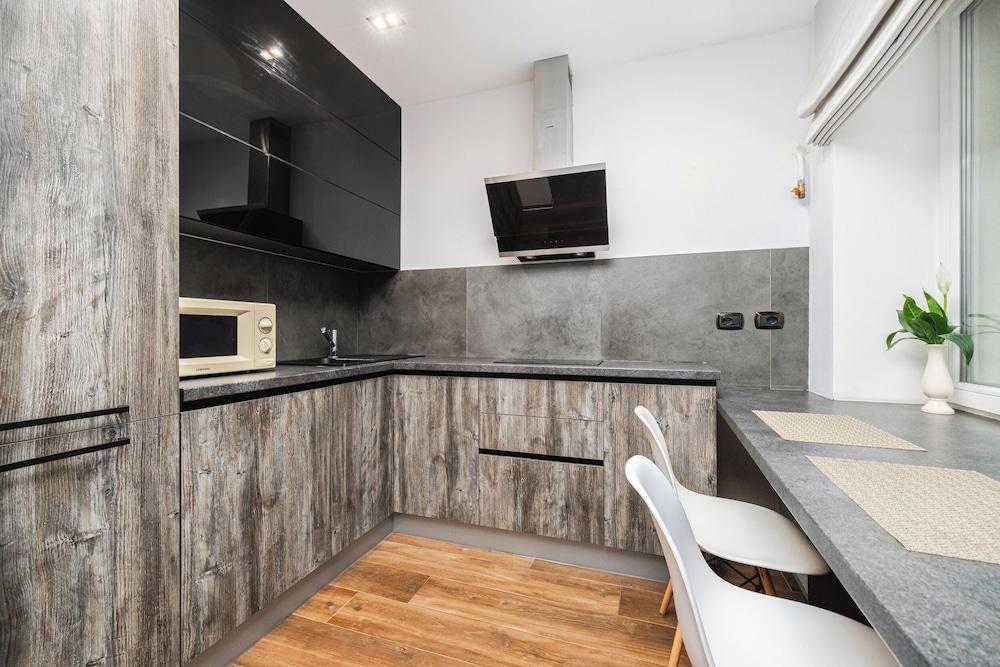 Apartment on Nezavisimosti 74