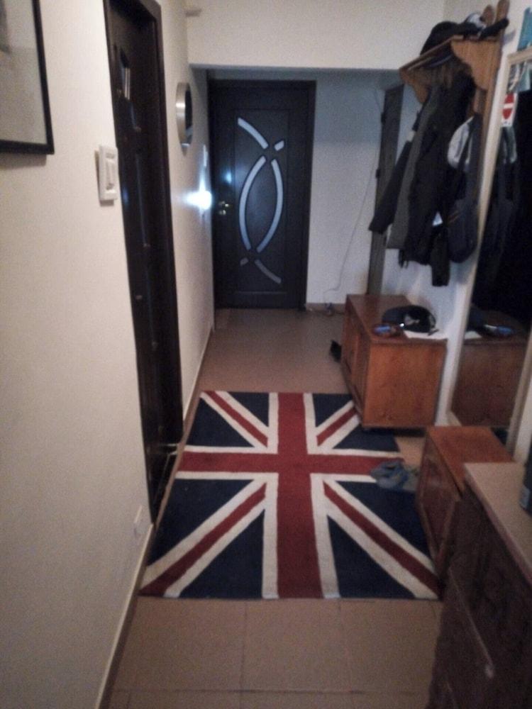 2 Bed Appt-balcony-pet Friendly-city Centre