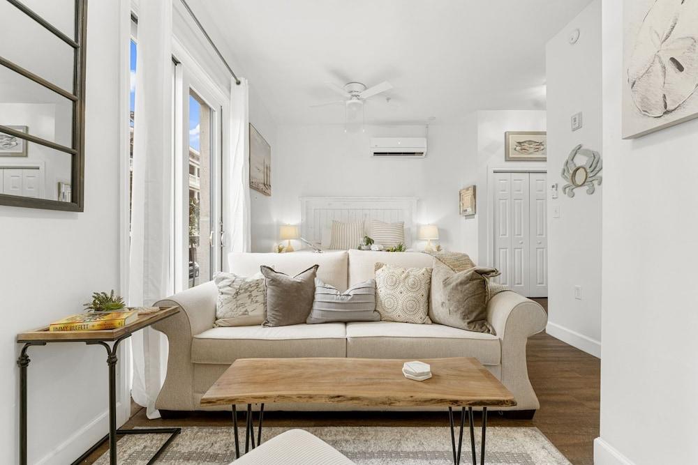 Beach Bliss 1 Bedroom Condo