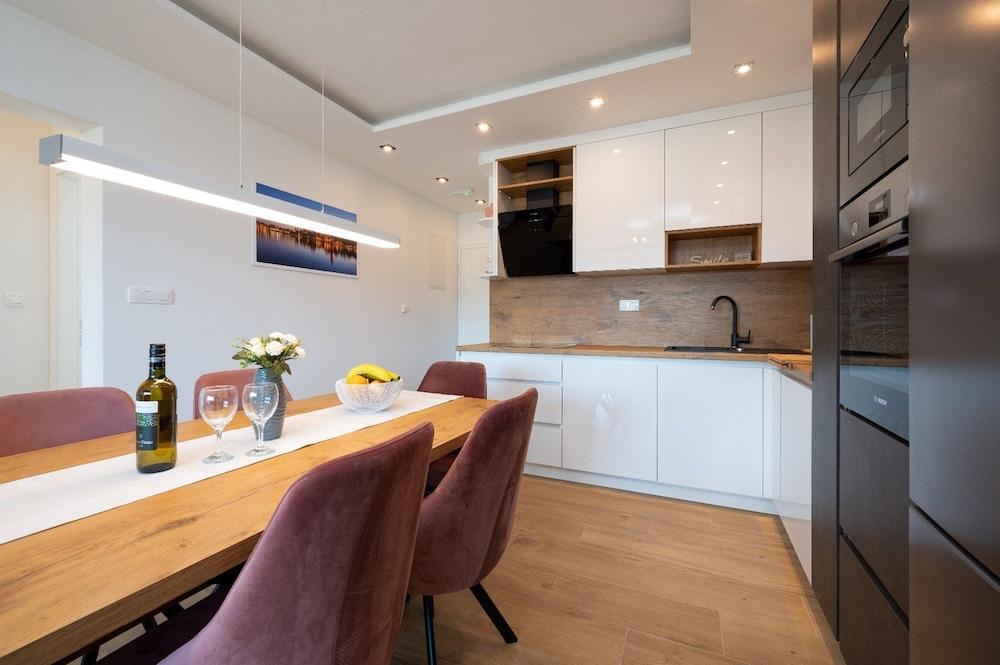 Exquisite and Stylish Apartment Trogir