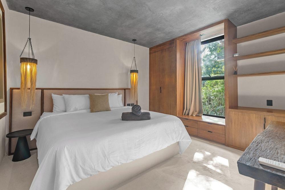 Casa Luna Twin VIP Luxury 2 Pools & Concierge