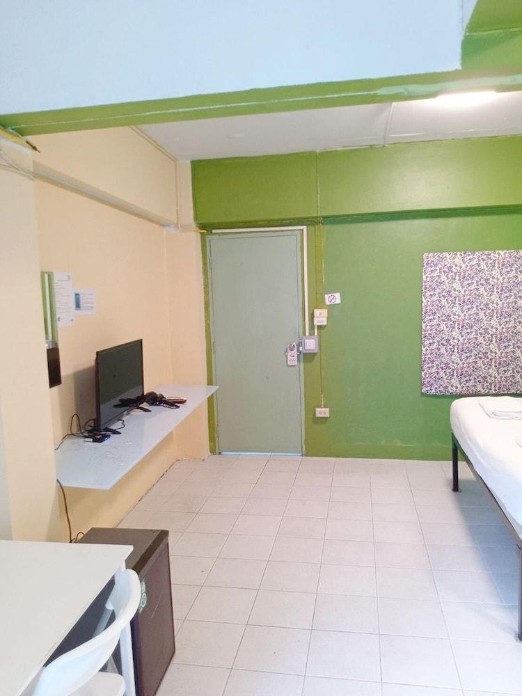 GO INN The Grand Palace