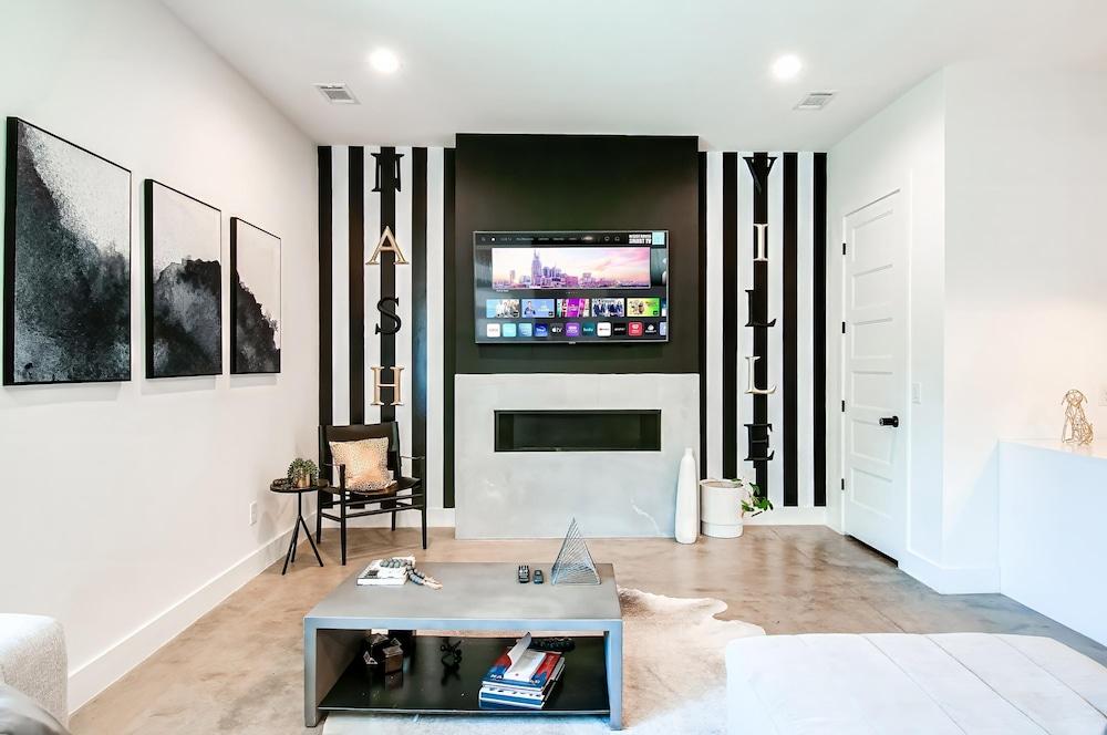 Close to the Gulch - Book Today