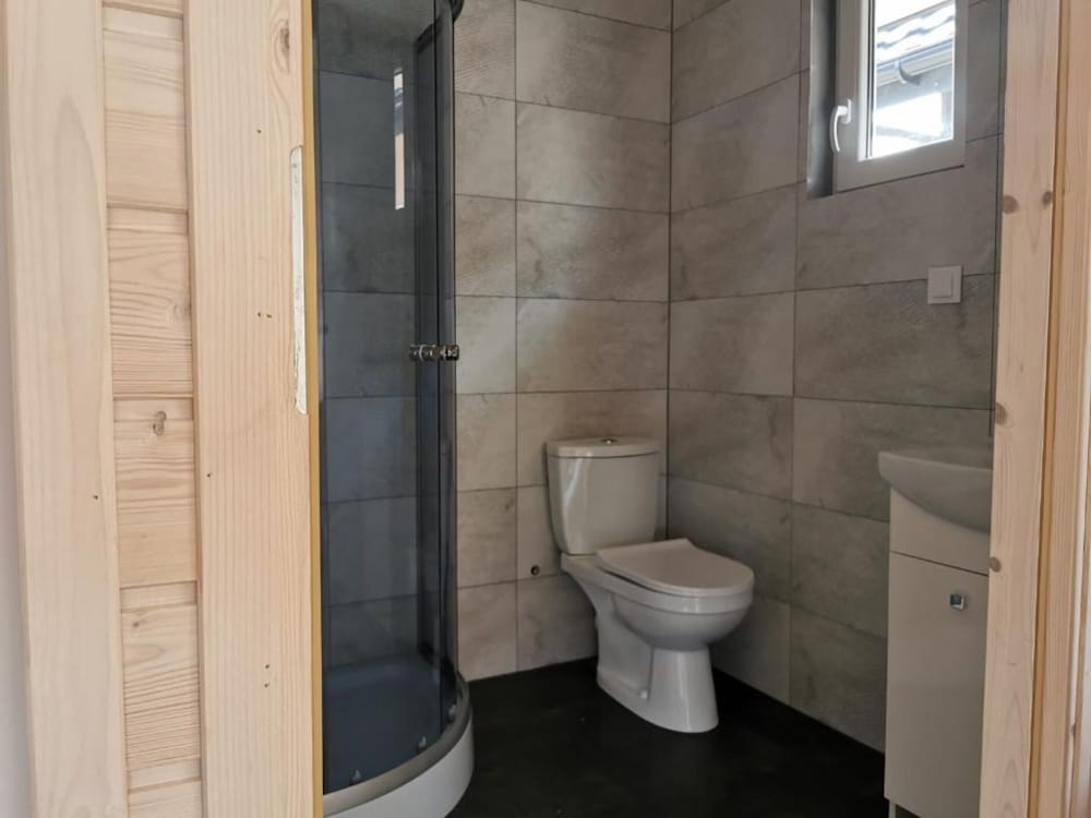 Cozy Cottage in Family Holiday Resort, Jezierzany