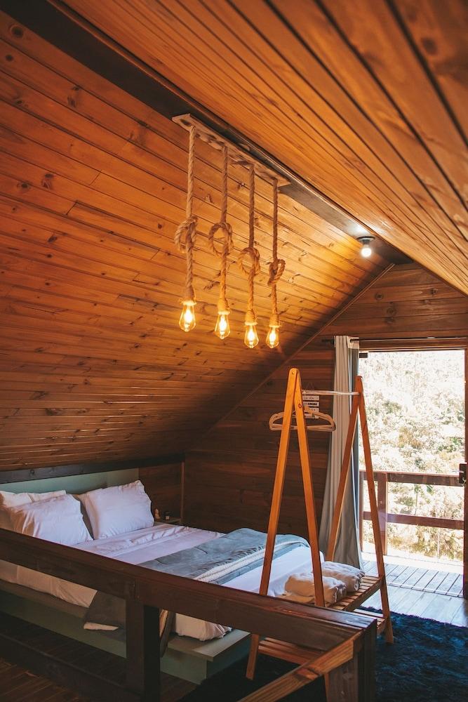 Prana Chalé com Hidromassagem na Serra