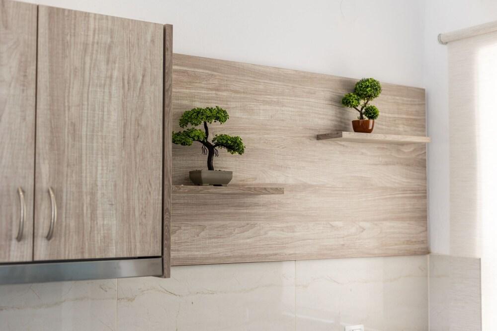 Seafront Apartment in Chania 7