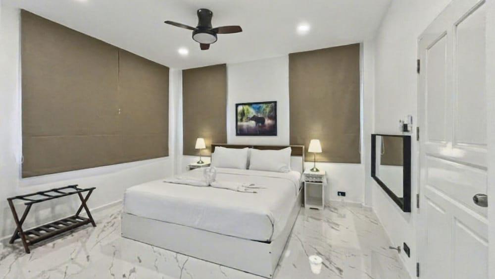 Khaolak Pool Villa With 3 Bedrooms