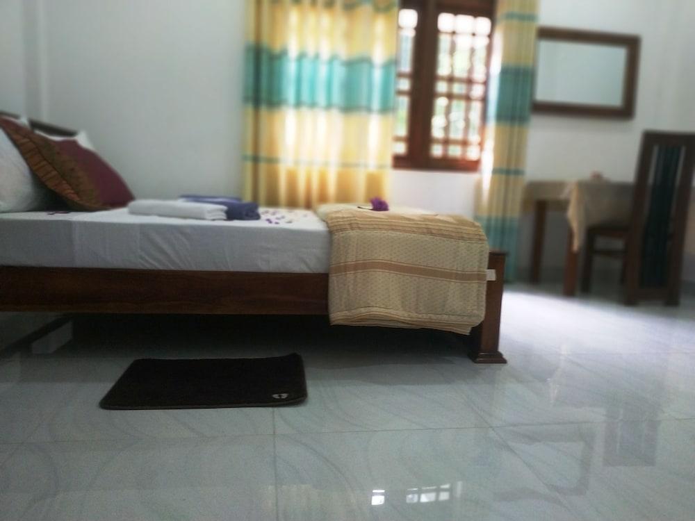 Four Seasons Safari Resort udawalawa