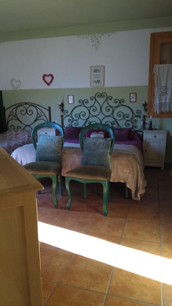 Villa Amaranta room & breakfast