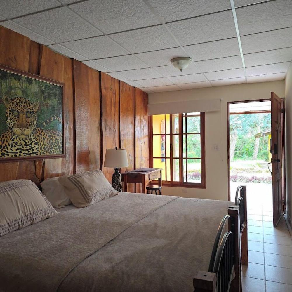 El Santuario Ecolodge