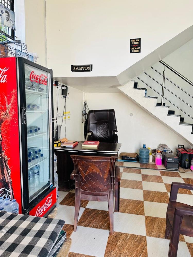 Goroomgo Ram Bila Paying Guest House