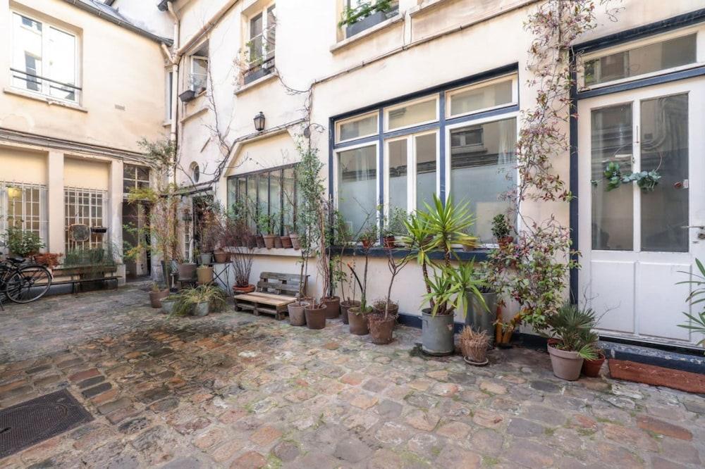 Lavie Maison Parisian Studio