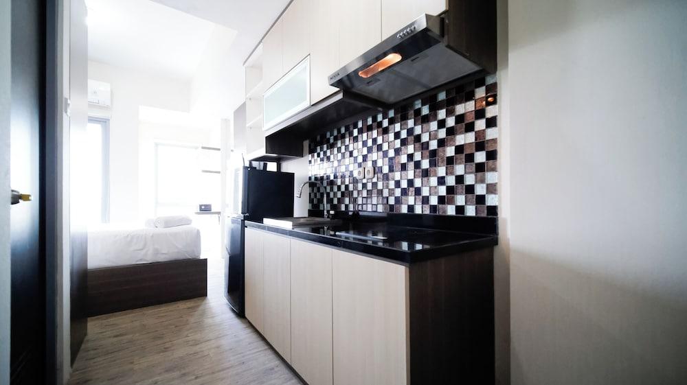 Simple And Homey Studio At Tamansari Prospero Sidoarjo Apartment