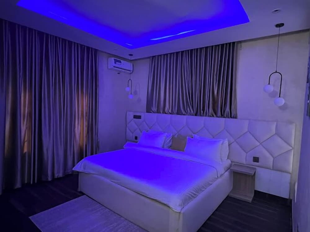 Boa Vida Suites and Apartments