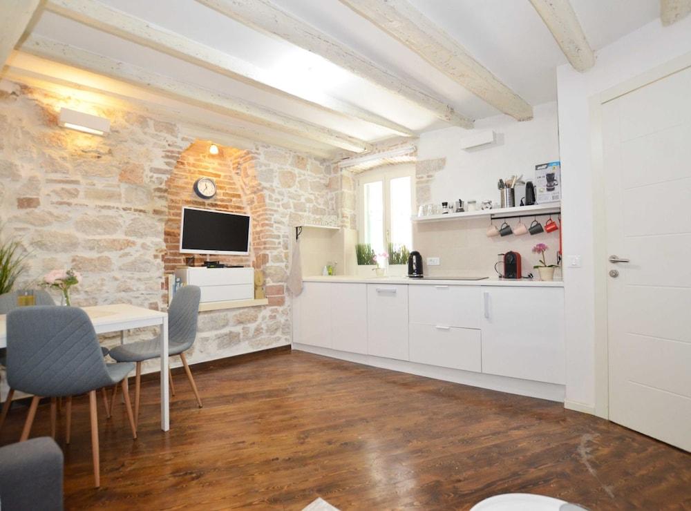 Upscale and Modern Residence Downtown Rovinj