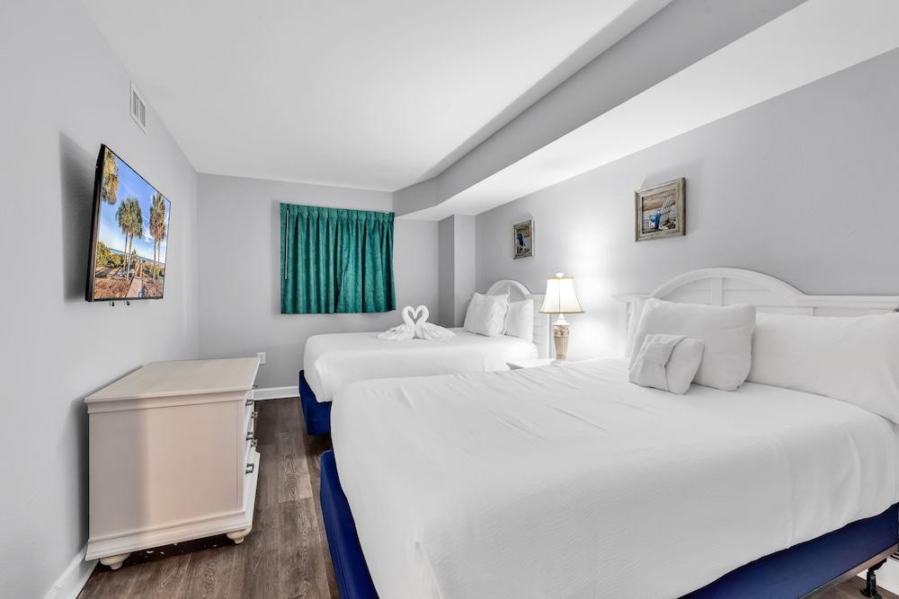 Baywatch Resort 1122