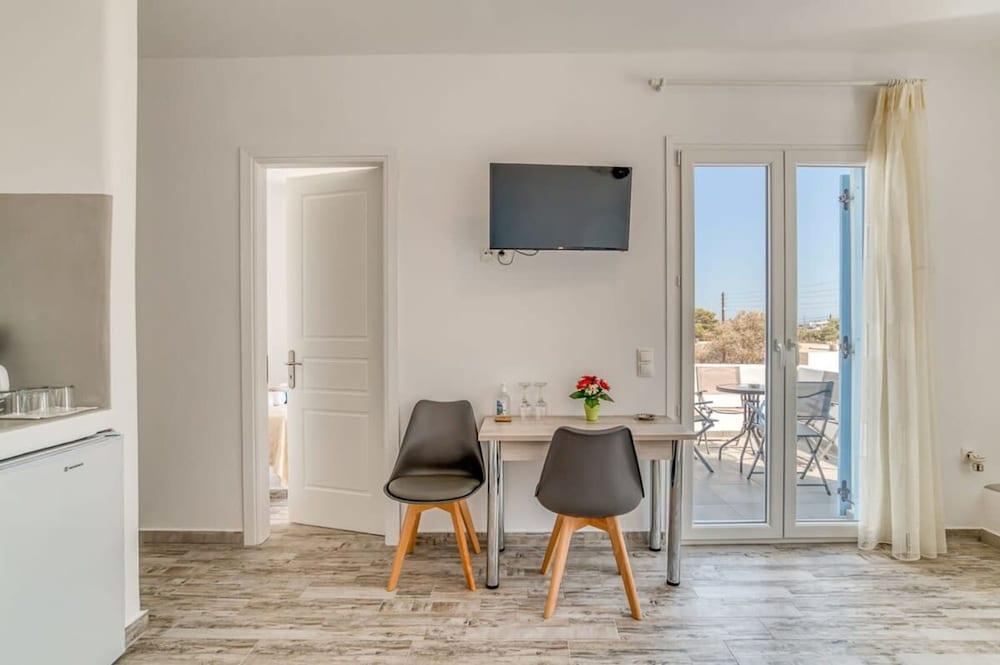 Venus s Seaside Bliss - Paros Dream Haven