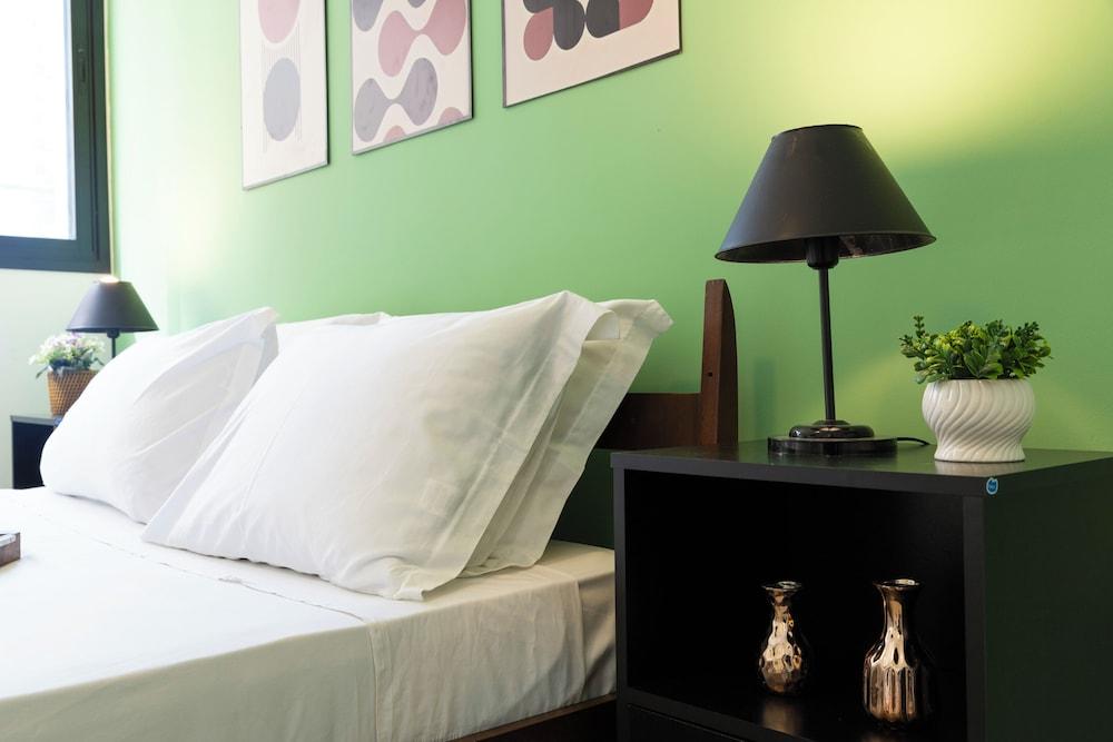 Casa com 2 suítes AC Higienópolis