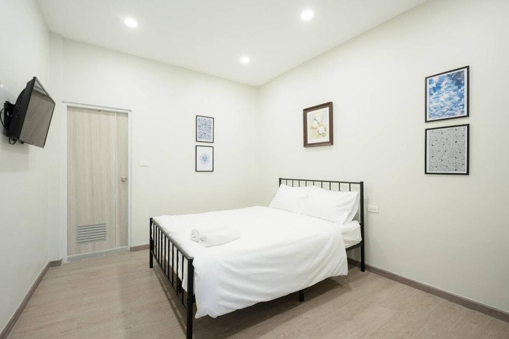 Hidden Dragon Yaowarat