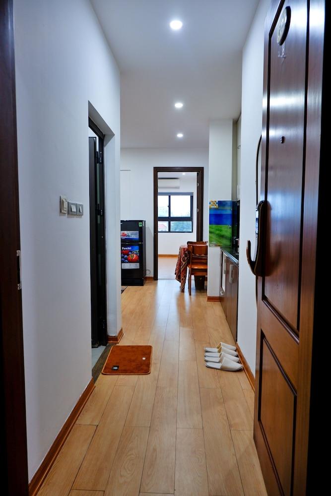 Tay Ho Apartment