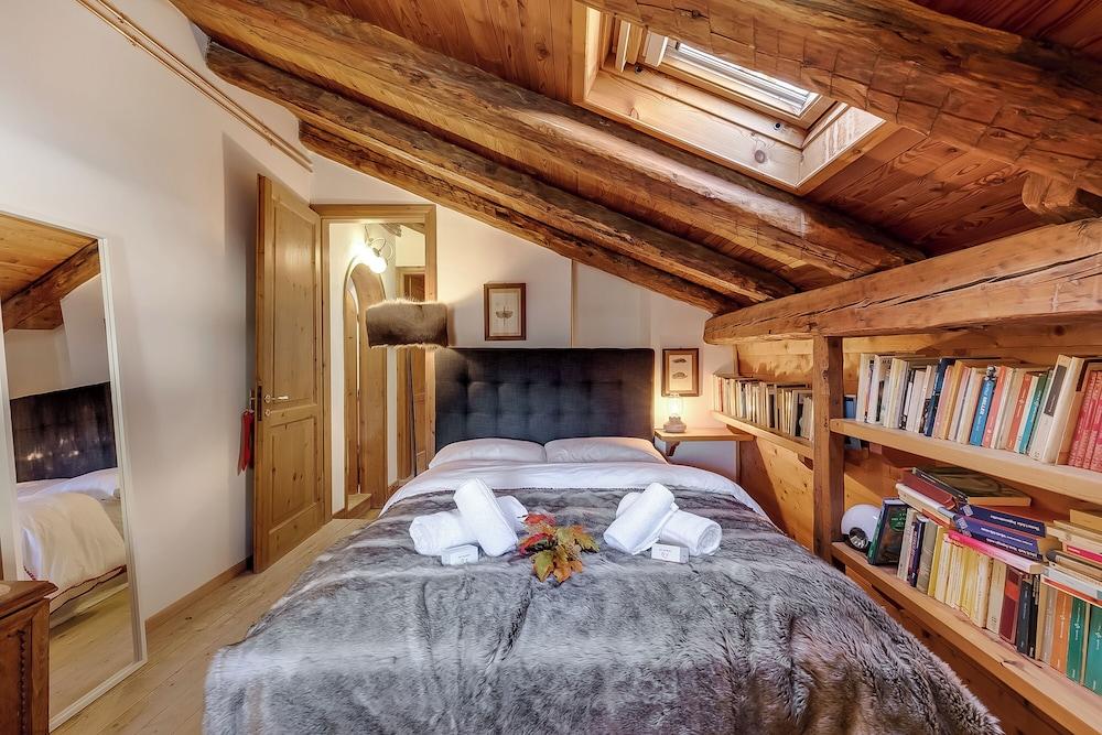 La Baita 1800 Ski In Ski Out