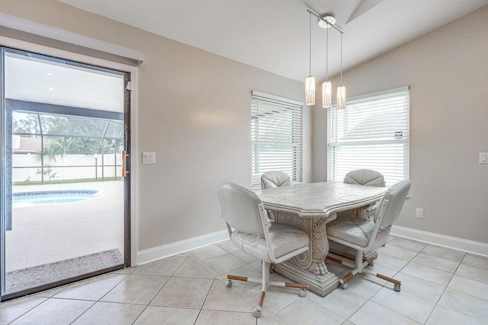 Home w/ Pool 5 Mi to Neptune Beach in Jacksonville