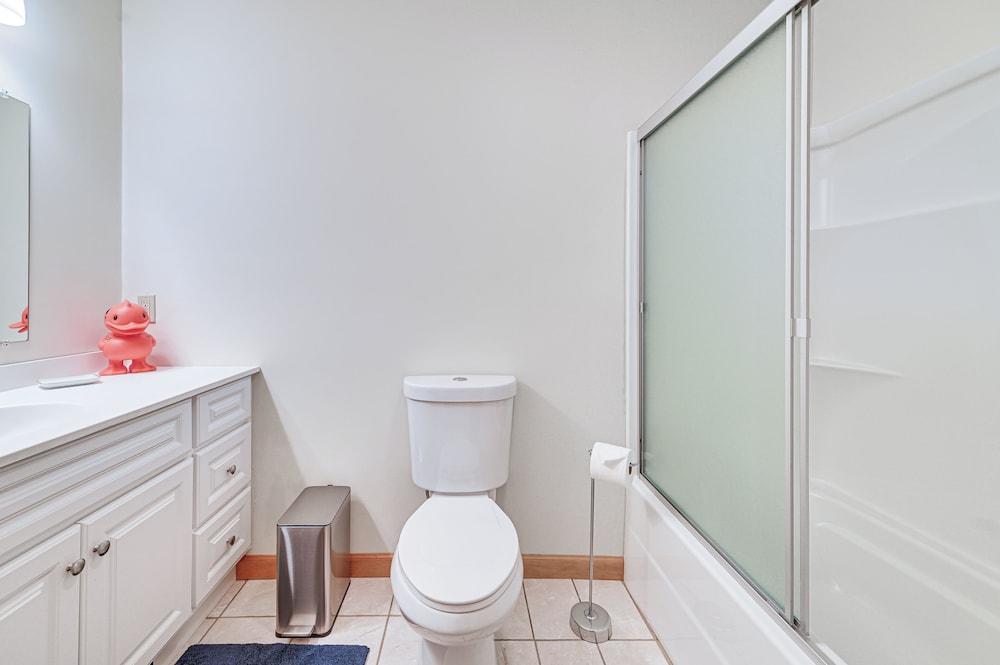 Mtn-view Home w/ Deck on 4 Acres in Windham