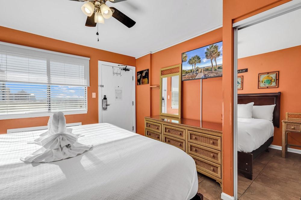 Bluewater Resort 1012