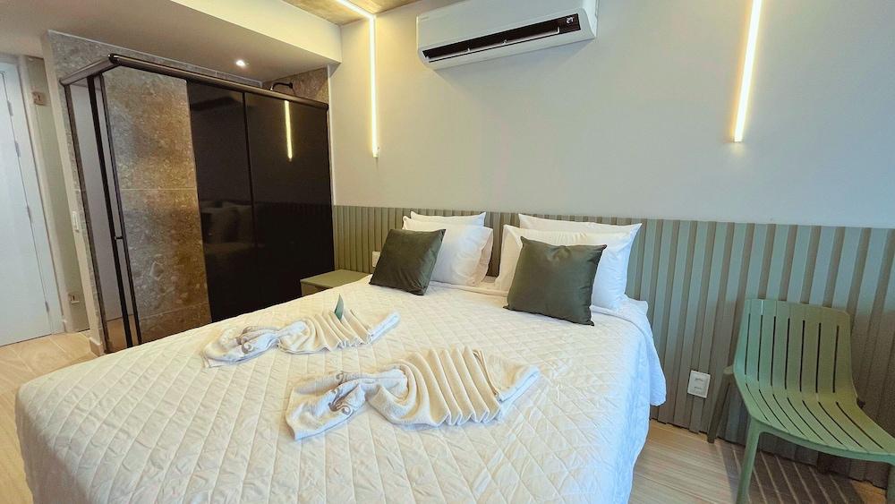 Setai Yacht Luxury - by Almare