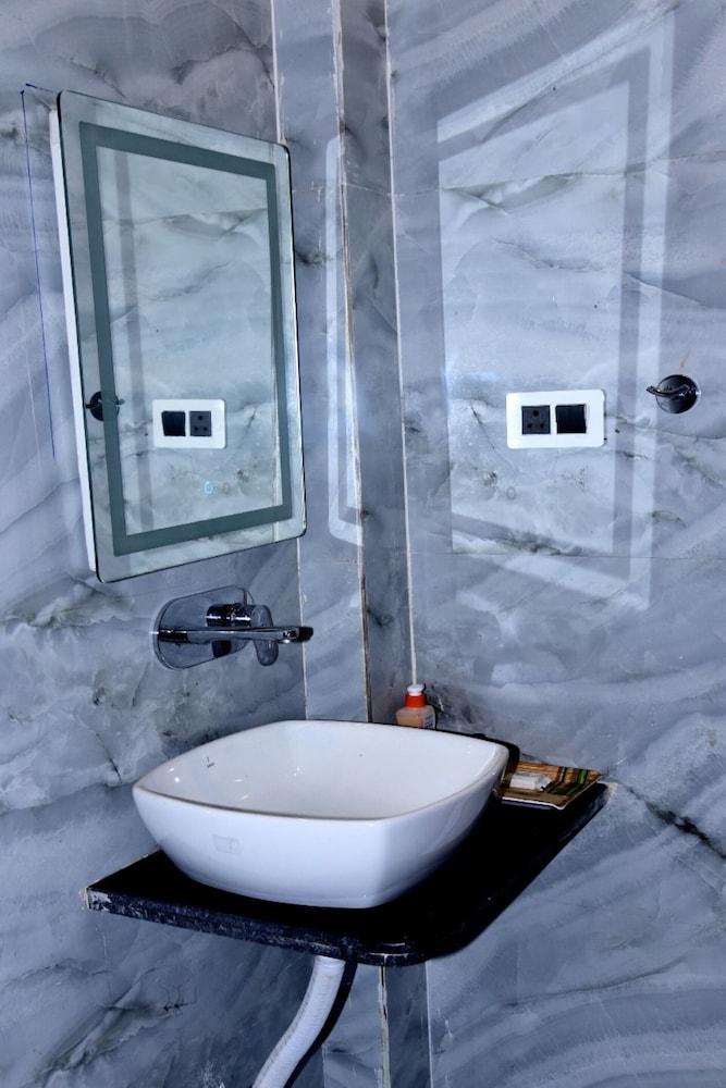 Goroomgo Shivalaya Gaya