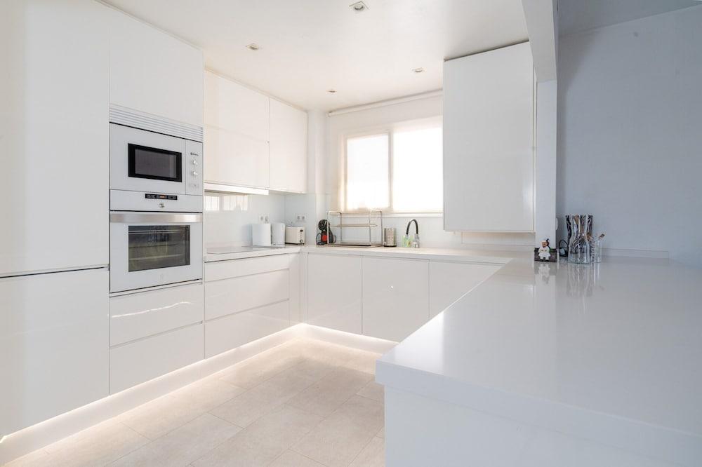 Modern Marbella Getaway