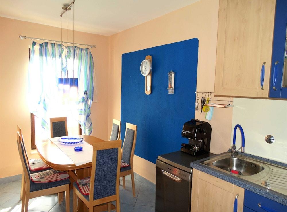 Bright and Stylish Apartment With Balcony and Sea View