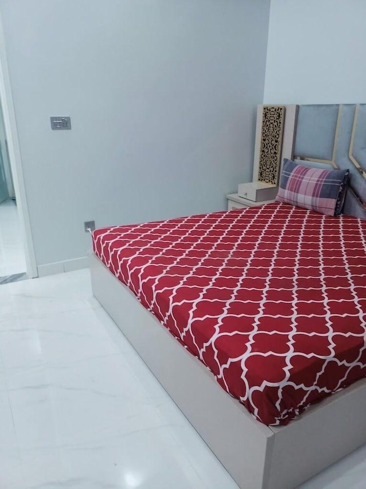 Palace Millennium Hotel