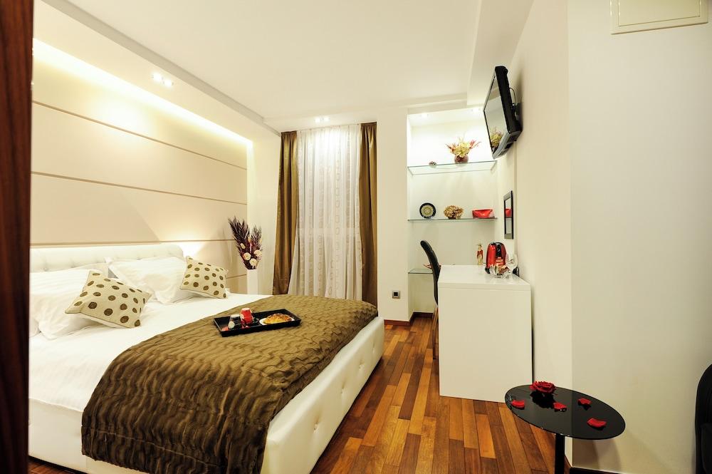 Main street studio and rooms