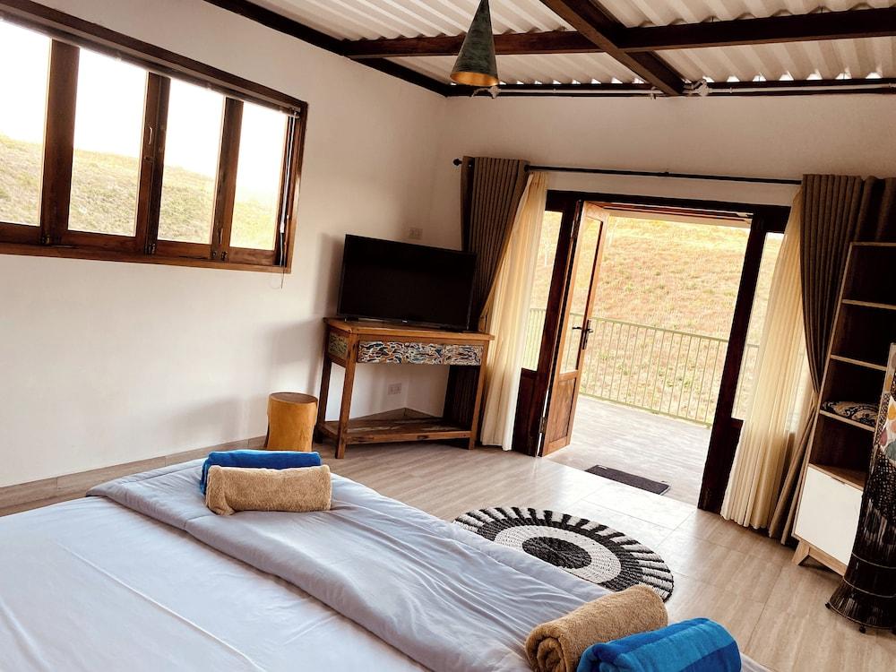 Ekas Beach View Villa