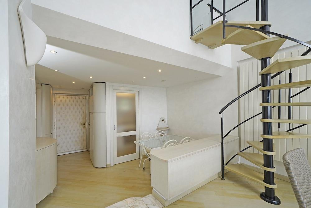 Il Melagrano A12 in Padenghe sul Garda