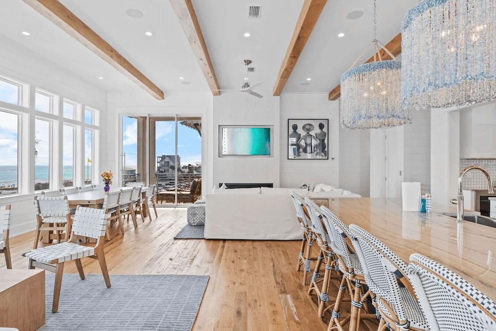 30A Beach Getaway by Avantstay Gulf Views + Pool Golf Cart + Bonfires